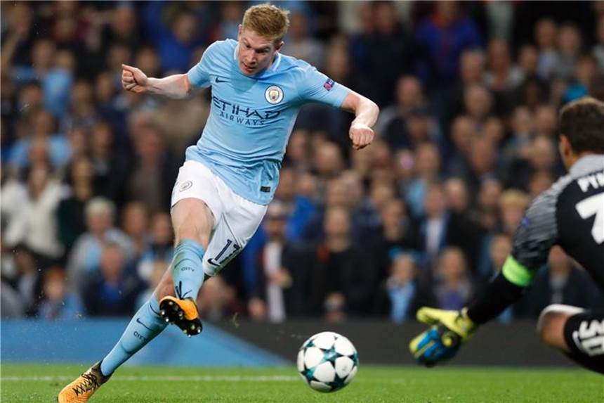 Manchester-City-Star Kevin De Bruyne fällt drei Monate aus Manchester-Star Kevin De Bruyne muss lange pausieren. Foto: Martin Rickett/PA Wire