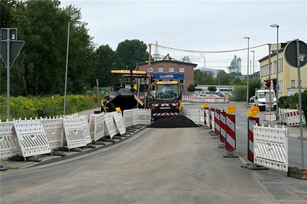 Straßen- und Wegekonzept: Diese Straßen sollen von 2023 bis 2028 saniert werden Manchmal geht es ganz schnell: Die Deckensanierung an der Brunnenstraße in Lünen ist im August sogar eher fertiggestellt gewesen als geplant.