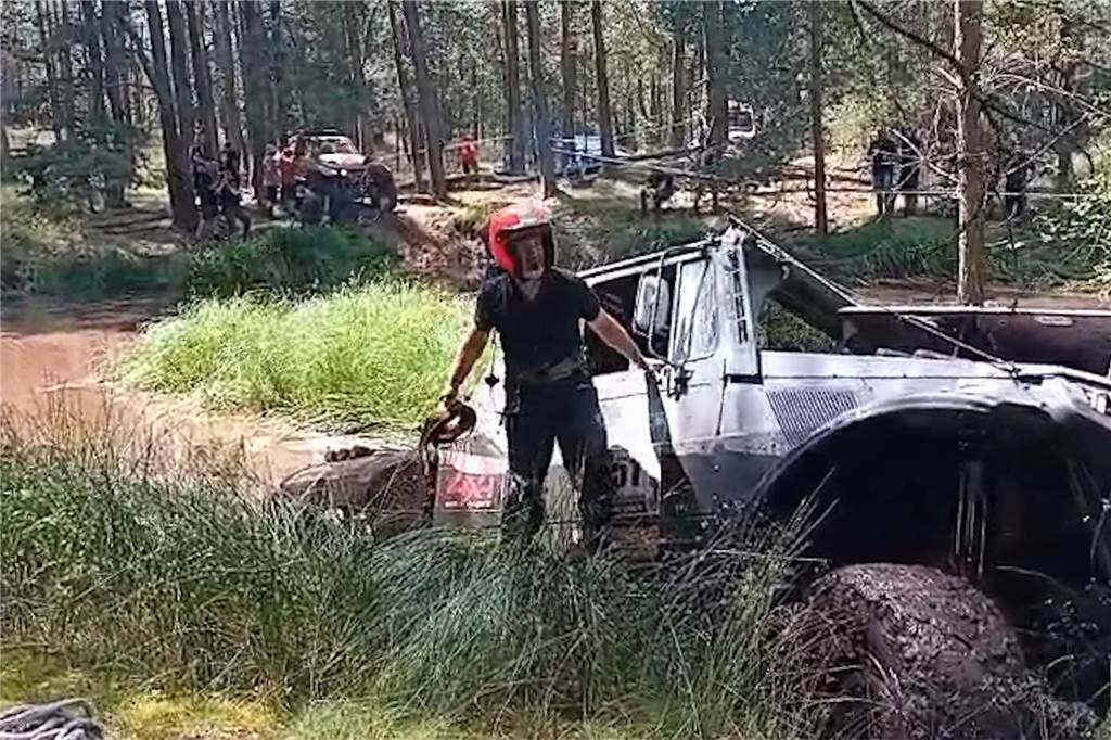 Alfred Wemhoff bei einer Geländerallye mit seinem Unimog.