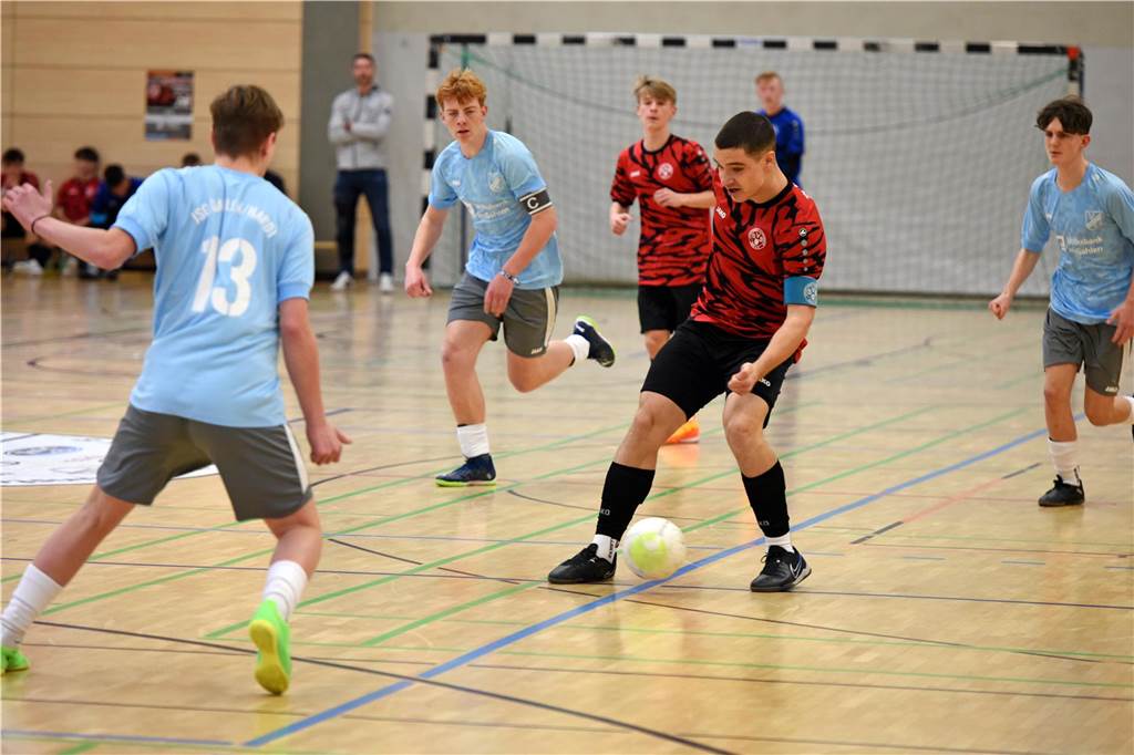 Der SV Schermbeck holt sich den nächsten Titel: Zusätzlicher Trainer fruchtet Tyler Zundler am Ball