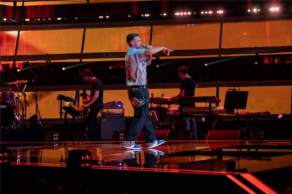 Ex-Lüner heizt der „the Voice“-Jury mit spanischen Klängen ein Marc Fricke Carles alias "JoeMismo" hat auf der the Voice Bühne auf spanisch performed.