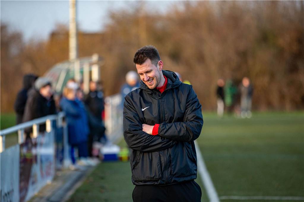 Mit Duranville und Campbell zur Meisterschaft: Marc Liesler, Trainer der BVB-U17.