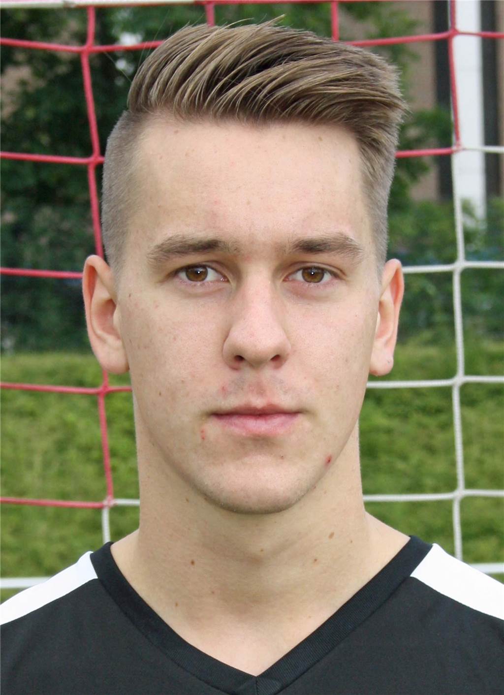 Beim VfB Habinghorst laufen in der kommenden Saison zwei Brüder gemeinsam auf Marc Meyer verstärkt den VfB Habinghorst in der kommenden Saison und folgt damit seinem Bruder Phil zur Habichthorster Kampfbahn.