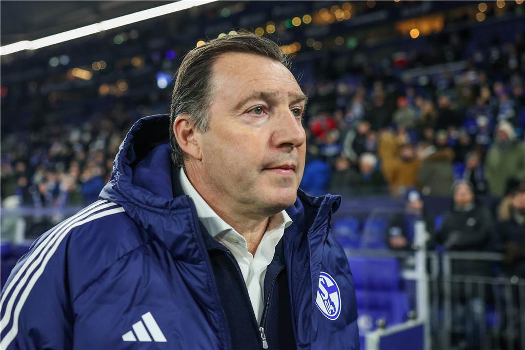 So bewertet Kenan Karaman die Schalker Niederlage: Marc Wilmots sah eine abwehrschwache Schalker Mannschaft.