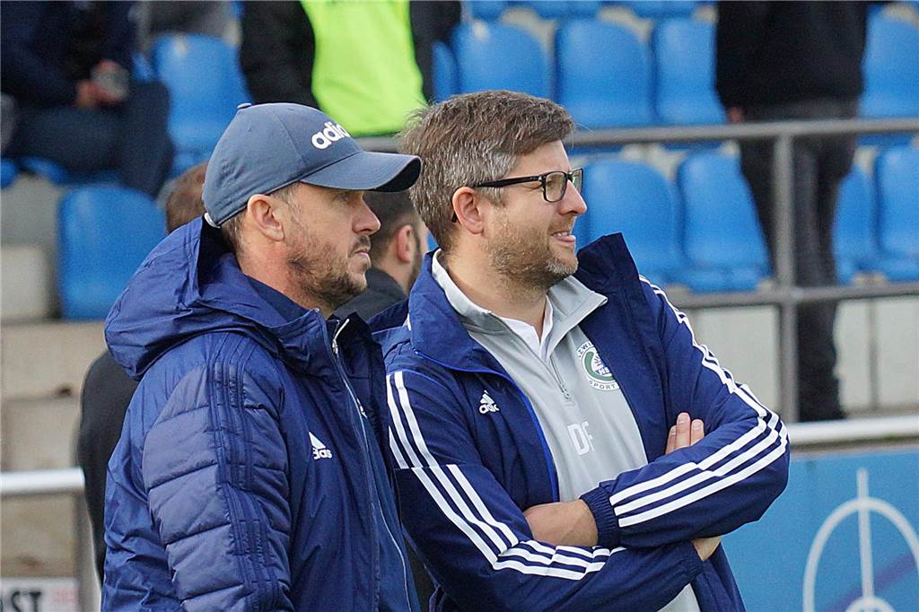 Wechsel im Trainerstab beim SSV Mühlhausen Marc Woller (l.) steht neben Daniel Frieg.