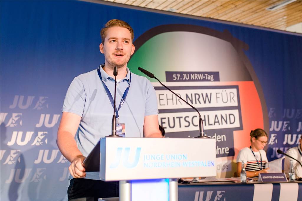 Gegen AfD-Boykott: Kandidaten werben für „Argumente statt Abwesenheit“ Marcal Zilian (CDU): „Ich bekämpfe die Feinde der Demokratie bei Demonstrationen genauso wie in der inhaltlichen Debatte.“