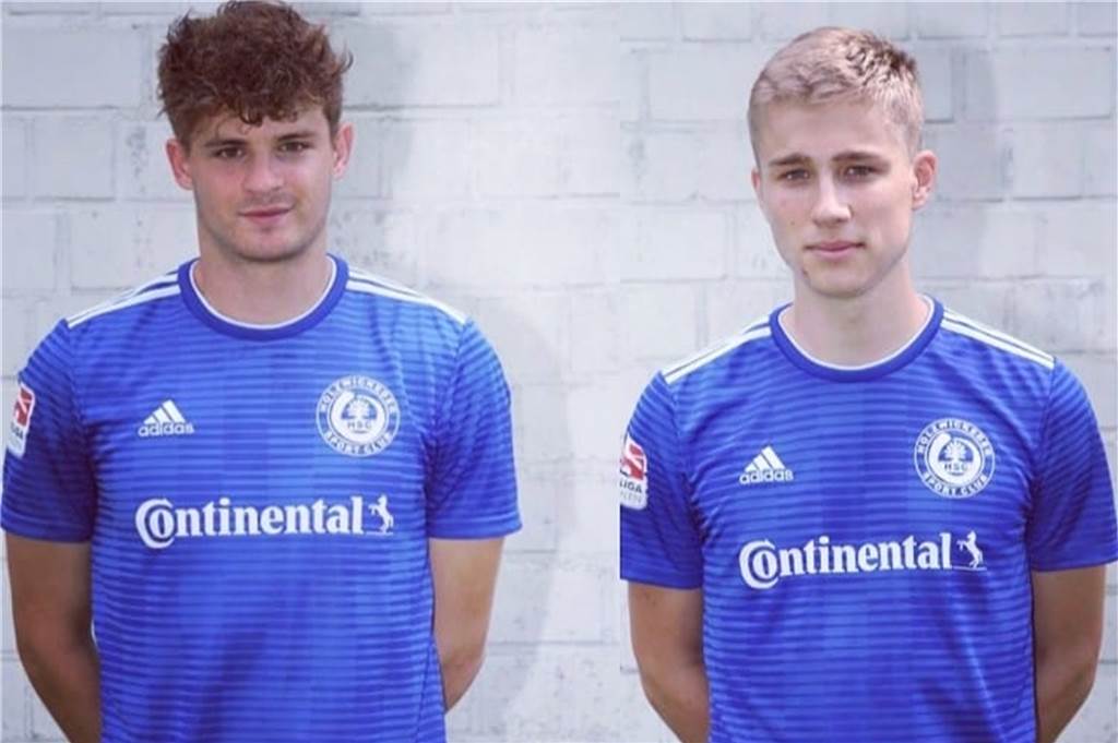 Nächtliche Ruhestörung: HSC-Kicker verlängert um 2.30 Uhr Marcel Duwe und Lennart Uedickhoven tragen auch in der neuen Spielzeit das Trikot des Holzwickeder SC.