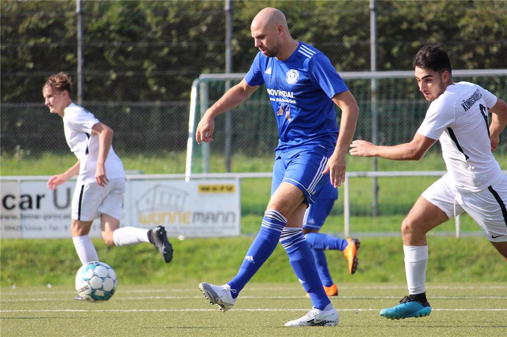 Gelingt gegen Holzwickede die Wende? TSC Kamen setzt mit „Spezialmaßnahmen“ auf den ersten Dreier Marcel Greig, Spielertrainer der Holzwickeder U23, erwartet einen heißen Tanz an der Gutenbergstraße.