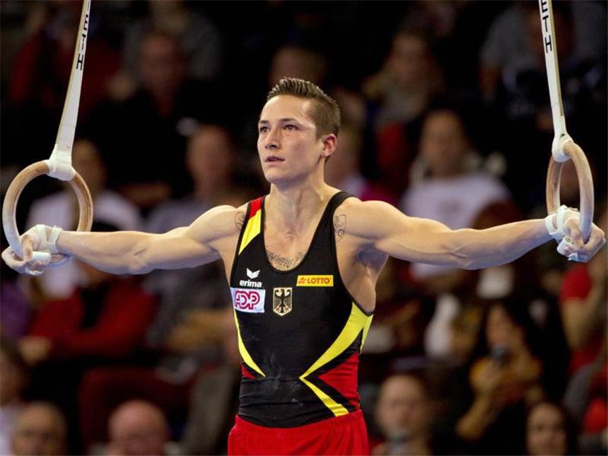 Turnstar Nguyen freut sich über Rekordprämie Marcel Nguyen verfehlt das Podest, streicht aber eine Rekordprämie ein. Foto: Marijan Murat