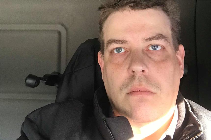 Selbstbestimmtheit bis in den Tod Marcel Olbrich hat sich in der Vielzahl der Vordrucke zur Patientenverfügung kaum zurechtgefunden. "Sich da alleine durchzukämpfen, ist eigentlich unmöglich", sagt der 38-Jährige.