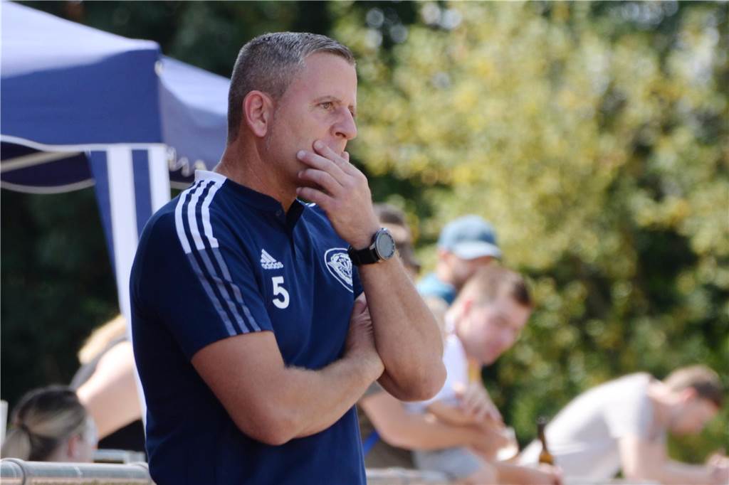 Marco Gruszka übernimmt im Sommer den ETuS Haltern Marco Jünemann hofft, dass Phillip Oligmüller dem ETuS Haltern auch nach der Saison erhalten bleiben kann - in welcher Position, wollen sie im Sommer besprechen.