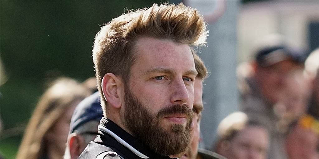 Neue Youngsters der SG Massen wollen in der Bezirksliga Spielpraxis sammeln Marco Köhler, Spiertrainer bei der SG Massen, darf sich über zwei weitere Youngster-Verpflichtungen freuen.