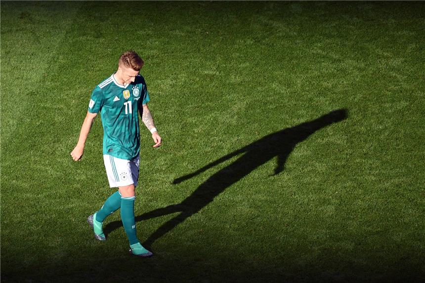 Folge 105: Reus kehrt früh zurück - Diallo ein guter Transfer Marco Reus und das DFB-Team erlebten ein Debakel bei der WM in Russland.