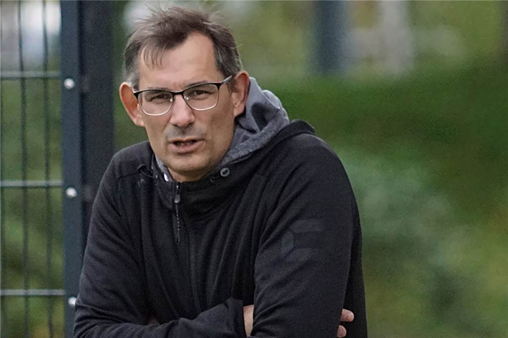 Trainerbeben beim SSV Mühlhausen: Adrian Ruzok kein Trainer mehr - Nachfolger gefunden Marco Slupek übernimmt bis zum Saisonende den Trainerposten beim SSV Mühlhausen-Uelzen.