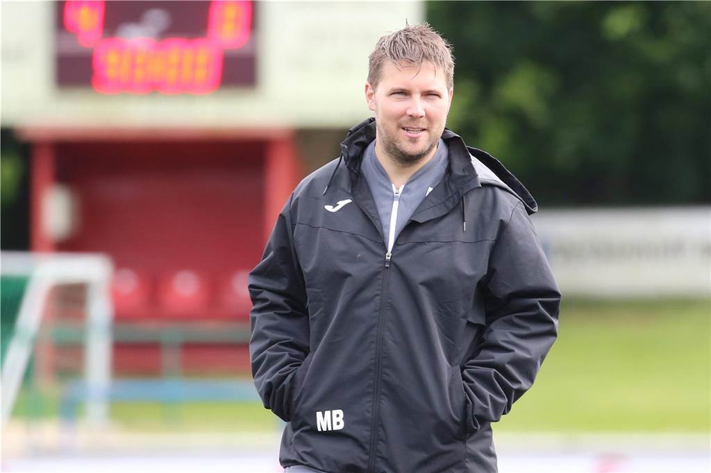 „Eine schlechte Nachricht folgte der nächsten“ Marcus Behnert wird neuer Cheftrainer des SV Rot-Weiß Deuten.