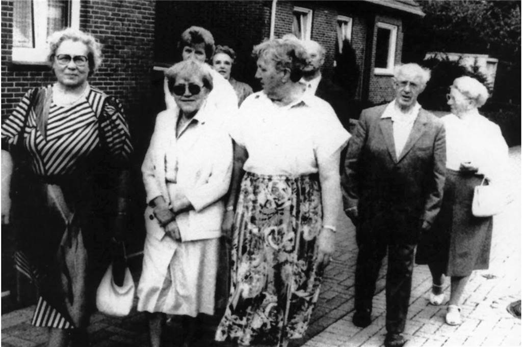 Kriegsschicksal: Jüdin Marga de Jong überlebte und ging nach Australien Marga de Jong, verheiratete Szwarcbard, hat Ahaus im Jahr 1987 besucht.