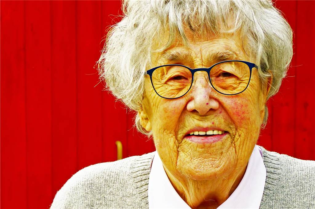 Margarethe Feller wird am Heiligabend 95 Jahre alt. Die Dorstenerin erinnert sich gut und gerne an ihre Schulzeit an der Agathaschule.