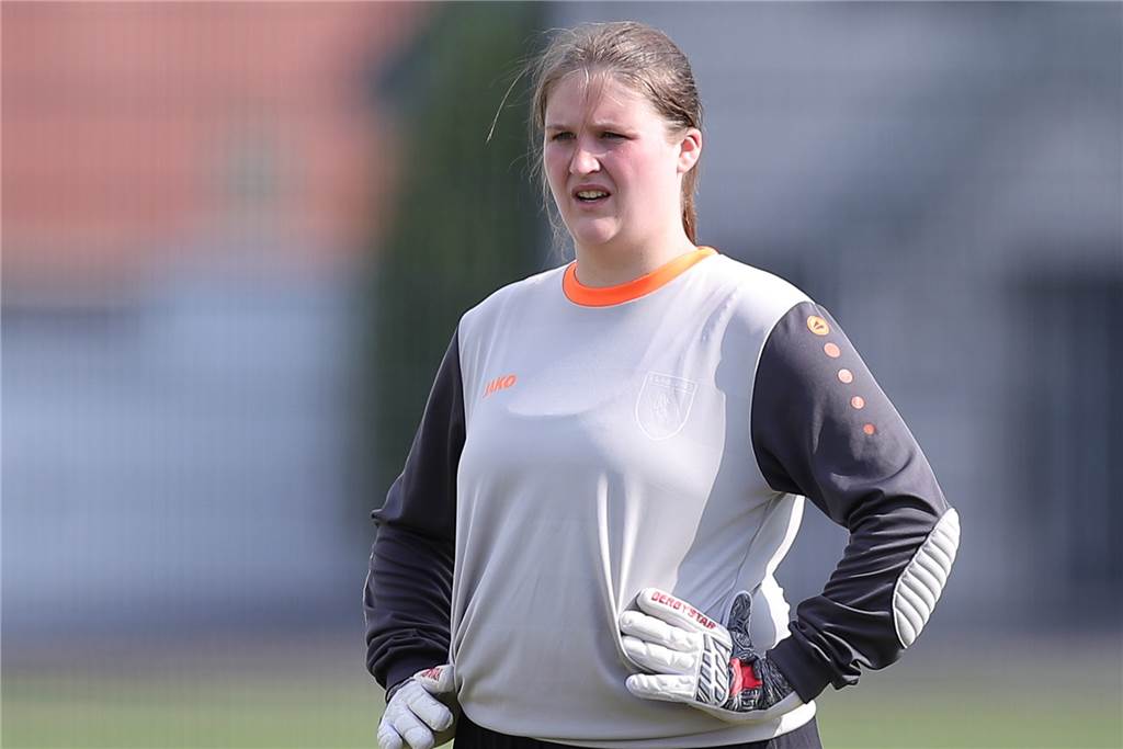 Vier Hände für ein Halleluja: PSV Bork hat ein besonderes Erfolgsgeheimnis Marie Bartsch und der PSV Bork hatten vergangene Saison eine der besten Deffensiv-Abteilungen der Bezirksliga.