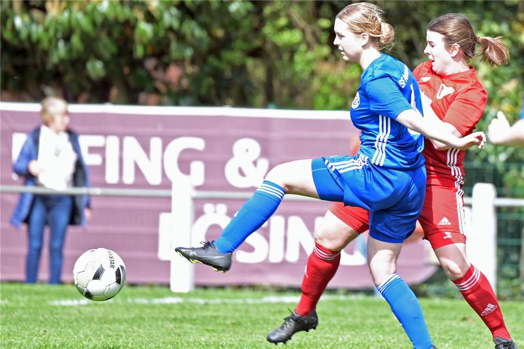 SF Ammeloe mit positiver Energie in die A-Liga Marie Upgang gehört zum gefährlichen Offensiv-Trio der SF Ammeloe.