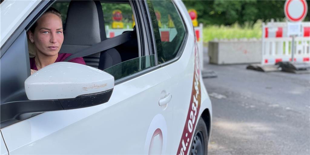 Hellweg-Sperrung zu Testzwecken: „Und das bei den Spritpreisen“ Marieluis Schmugge (26) findet die Straßensperrung sinnlos.
