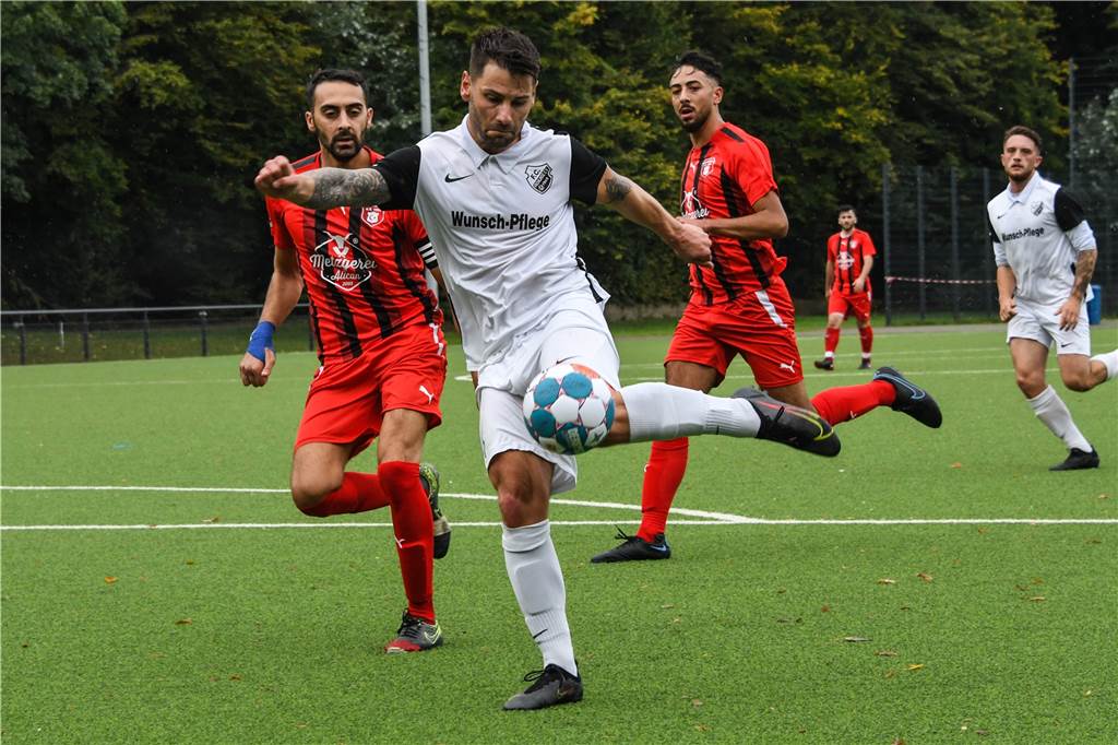 FC Frohlinde verliert in der Winterpause einen Führungsspieler Mario Djordic (am Ball) kam im Sommer zurück zum FC Frohlinde - und verlässt den Klub im Winter schon wieder.