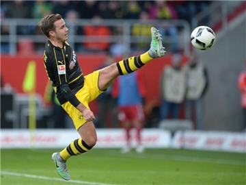 Mario Götze will endlich wieder auf dem Platz glänzen. Foto: Andreas Gebert