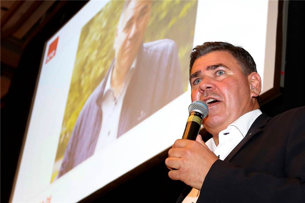 Mario Löhr, Landratskandidat der SPD im Kreis Unna, überschreibt seine Kandidatur mit dem Satz: „Jetzt an morgen denken.“