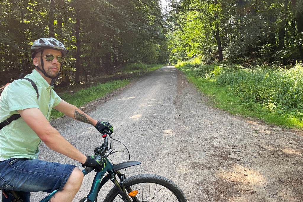 Heiligtum im Wald: Mario Niehues brennt für die Haard und Flaesheim Mario Niehues fährt mindestens einmal in der Woche für mehrere Stunden durch die Haard.