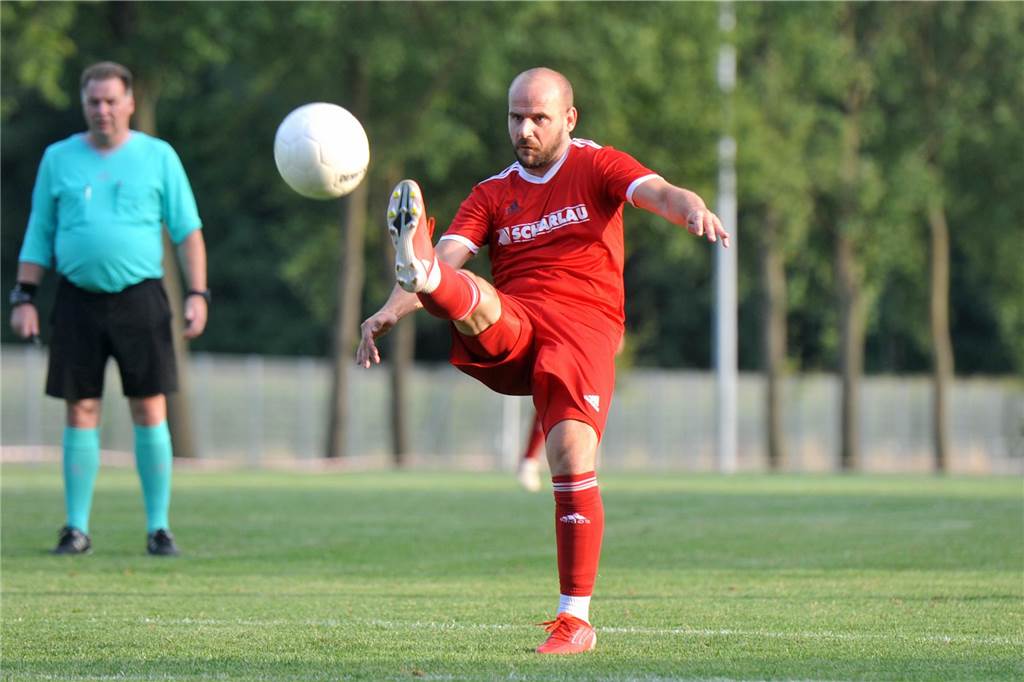 Mario Worms war mit 33 Treffern in der Bezirksliga 11 der mit Abstand erfolgreichste Torjäger.