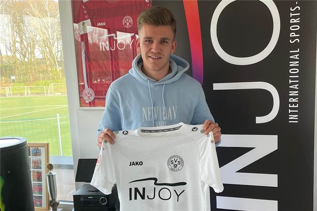 Gerücht bestätigt: SV Schermbeck meldet Halterns Cedric Drobe als Neuzugang - aber nicht nur ihn Marius Lackmann kommt vom FC Eintracht Rheine zum SV Schermbeck.
