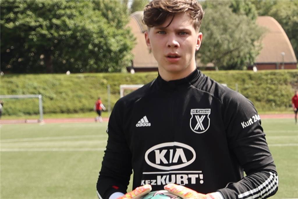 Torwart spielt in Frankfurt statt in Castrop-Rauxel – schwere Verletzung stoppt ihn Marius Menne trug bis Sommer das Trikot der SG Castrop.