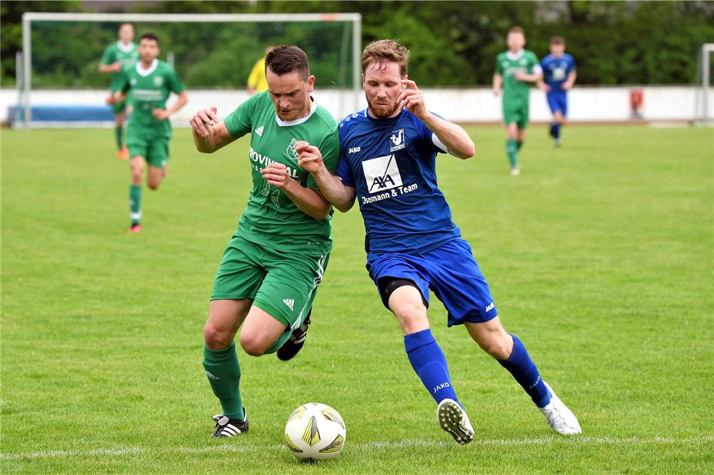 Halterner Wechselbörse 2023/24: Alle Transfers der ersten Mannschaften in der großen Übersicht Marius Möller (r.) hat den TuS Sythen verlassen, weil es ihn aus beruflichen Gründen nach Düsseldorf zieht.