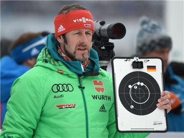 Mark Kirchner setzt vor allem auf seine wiedererstarkte Nummer eins Simon Schempp. Foto: Hendrik Schmidt