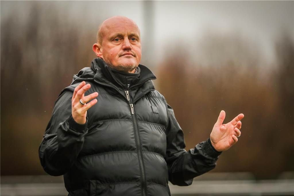 Nach Katastrophen-Saison: Westfalia Wickede klärt Trainerfrage Marko Schott konnte in der kurzen Zeit nach seinem Amtsantritt noch nicht für die Trendwende bei der Westfalia sorgen.