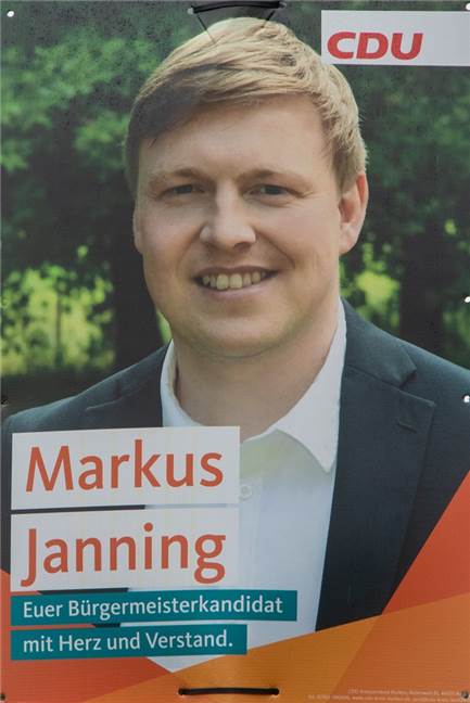 Markus Janning wendet sich in vertraulichem "Euer" an die Heeker und ist auch durch die Farbgebung des Plakats deutlich als CDU-Kandidat erkennbar.