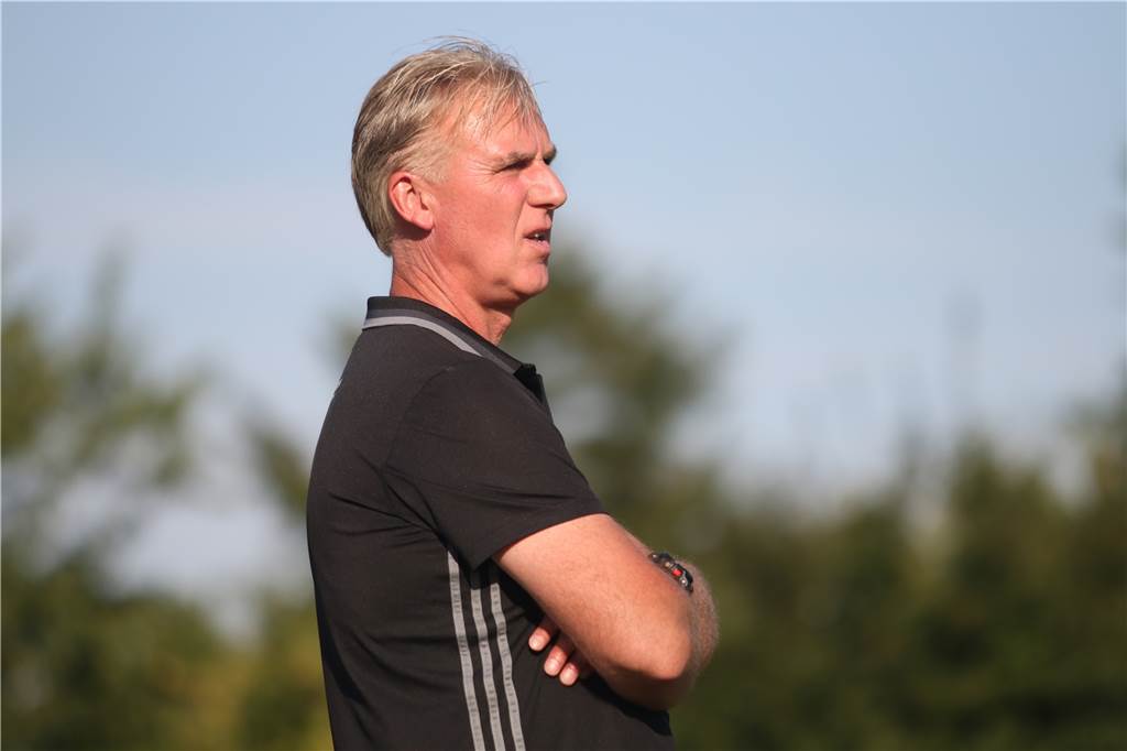 Wechselbad der Gefühle: SG Selm/Südkirchen schlägt Hochkaräter im Pokal und schwächelt in der Liga Markus Kuhn, Trainer der SG Selm/Südkirchen, ist stolz auf die Leistungen seiner Mannschaft in den Pokalspielen.