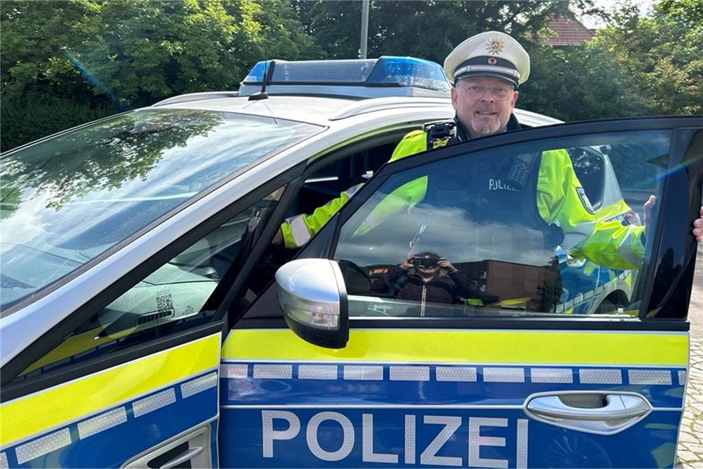 Unterwegs mit Polizeihauptkommissar Markus Rademacher Markus Rademacher ist der Ansprechpartner der Polizei vor Ort in Schermbeck.