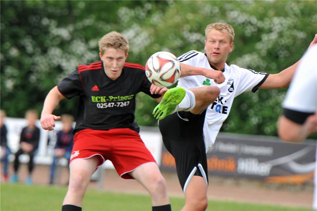 Fußballer-Spitznamen und die Geschichten dahinter Markus Schmittmann-Wehning (r.) ist besser bekannt als „Baui“.
