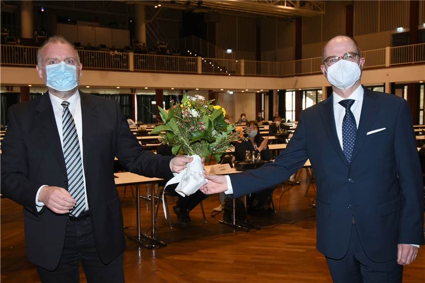 Perfektes Votum für den neuen Beigeordneten Markus von der Heide wird neuer Beigeordneter für Inneres, Recht, Sicherheit und Ordnung in Unna. Der 54-jährige CDU-Mann arbeitet zurzeit als Abteilungsleiter bei der Stadt Werl.