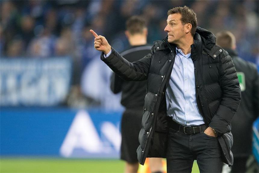 Weinzierl: "Wollen unbedingt diese drei Punkte" Markus Weinzierl will mit dem FC Schalke 04 sechs Punkte aus den verbleibenden zwei Spielen vor der Winterpause holen.