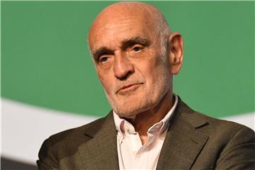 Martin Kind hat einen Antrag auf Erteilung einer Ausnahmegenehmigung von der 50+1-Regel gestellt. Foto: Peter Steffen