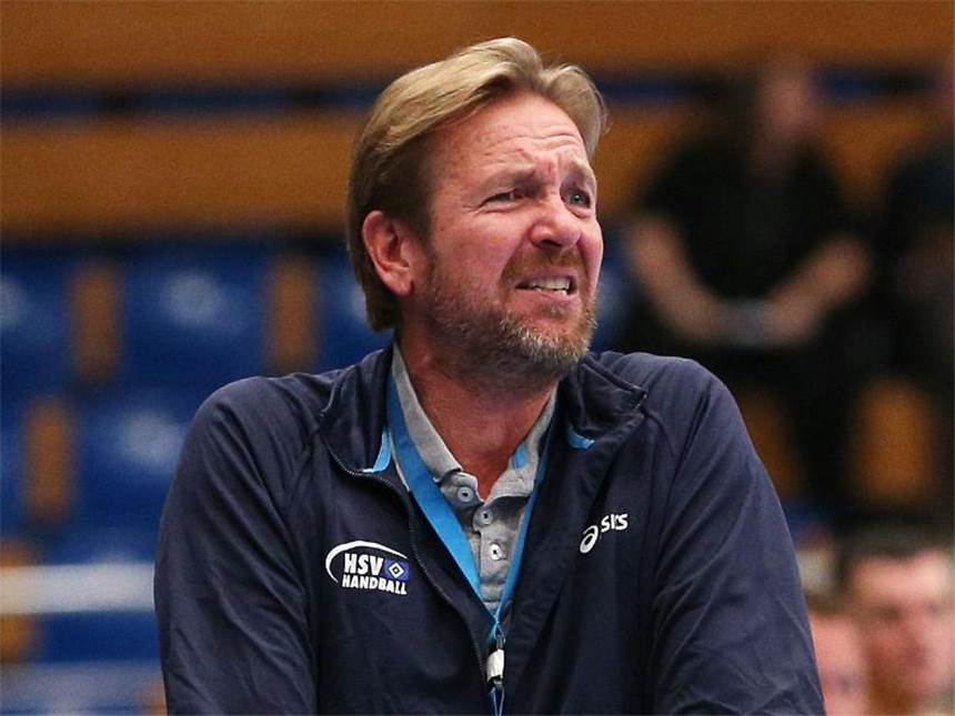 Pokal-Aus ohne Power: Hamburg verpasst Final-Turnier Martin Schwalb muss beim Finalturnier in Hamburg mit seinem Team zuschauen. Foto: Christian Charisius