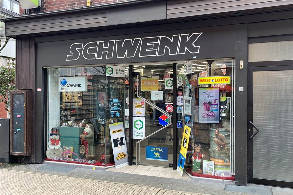 Innenstadt ist ab Montag ohne Post-Filiale: Rückzug aus den Mercaden Der Laden von Martin Schwenk an der Essener Straße