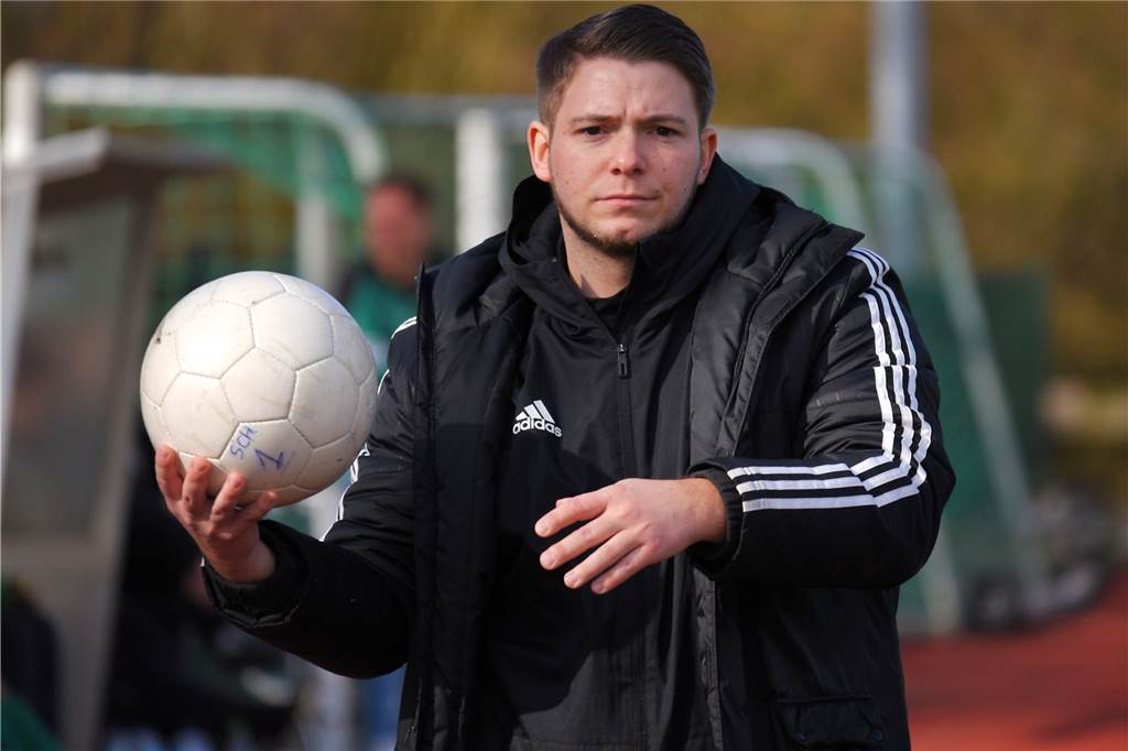 Bezirksligist tauscht den Sportlichen Leiter aus – Amtsinhaber kriegt neuen Posten im Klub Marvin Horn räumt zu Jahresbeginn seinen Posten.