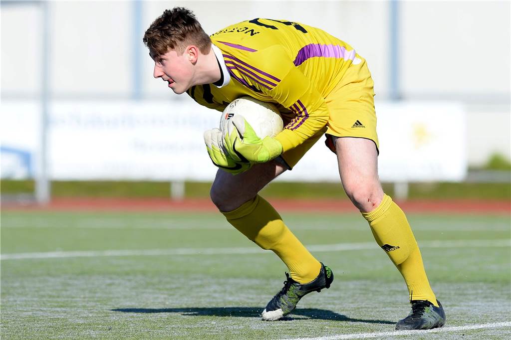 Ungewöhnliches Problem beim PSV Bork: „Torwart-Position bereitet große Bauchschmerzen“ Marvin Kemmann zeigte trotz dem 0:3-Niederlage gegen die U23 von Westfalia Wethmar eine überzeugende Leistung.