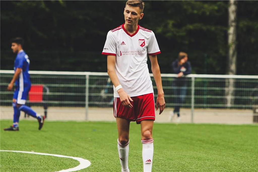 Kreisliga-Torjäger unterschreibt Zusage auf dem Bierdeckel - trotz Westfalenliga-Interesse Marvin König bleibt bei den Sportfreunden Sölderholz.