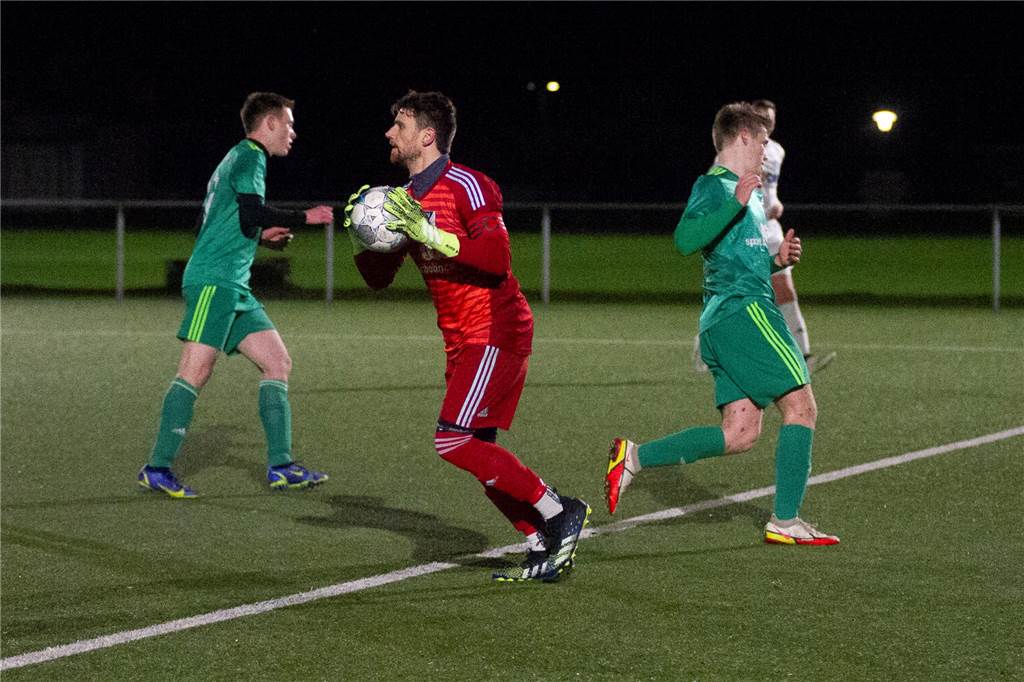 Halterner Traum-11: Lukas Große-Puppendahl stellt „Mister first touch“ auf Marvin Niehaus ist seit vielen Jahren ein sicherer Rückhalt im Tor des SV Lippramsdorf.