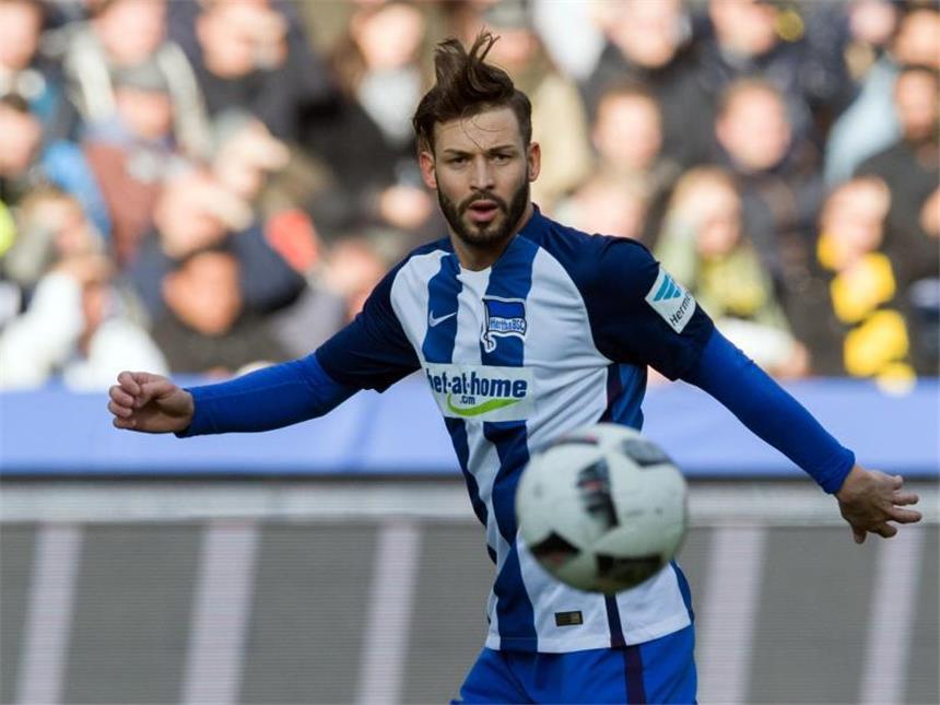 Marvin Plattenhardt ist bei Hertha BSC eine feste Größe. Foto: Soeren Stache