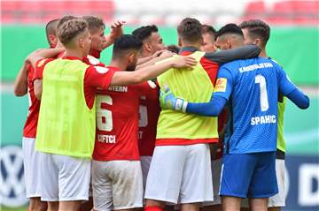 Marvin Pourié und der FC Kaiserslautern treten auf der Stelle.