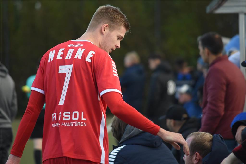 Königsborner SV im ungewohnten Abstiegskampf: Marvin Schusters Selbstvertrauen fehlt dem KSV Marvin Schuster erzielte vom Elfmeterpunkt das 1:0 der Herner.